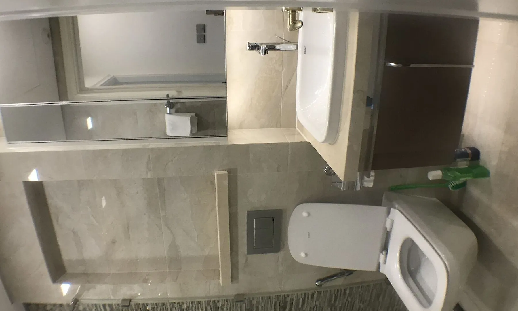 Mins Apartment - Vinhome Golden River Ho Chi Minh City
